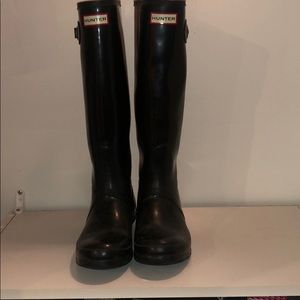 Women’s original gloss  tall rain boots FREE SOCKS